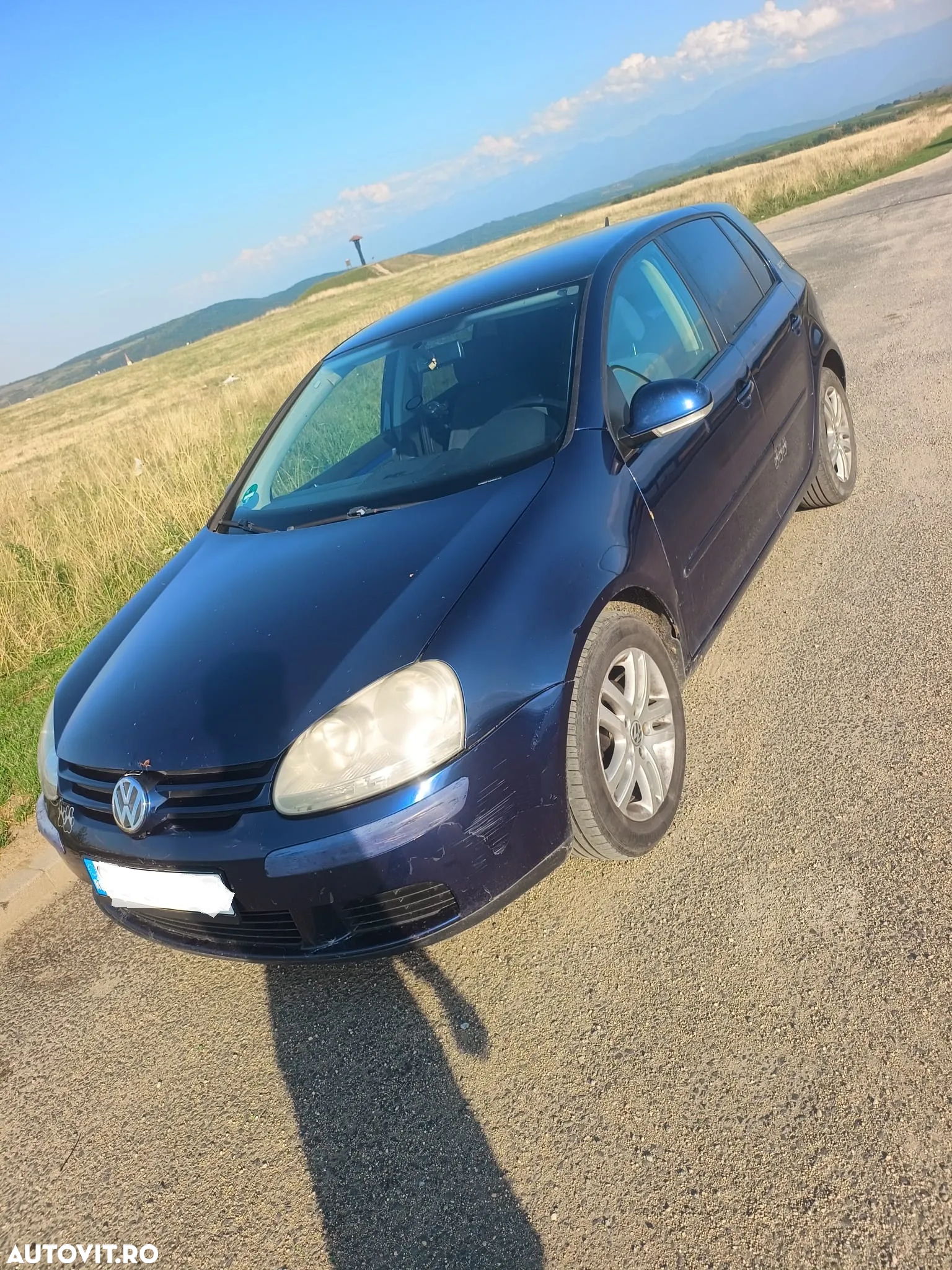 Volkswagen Golf - 10