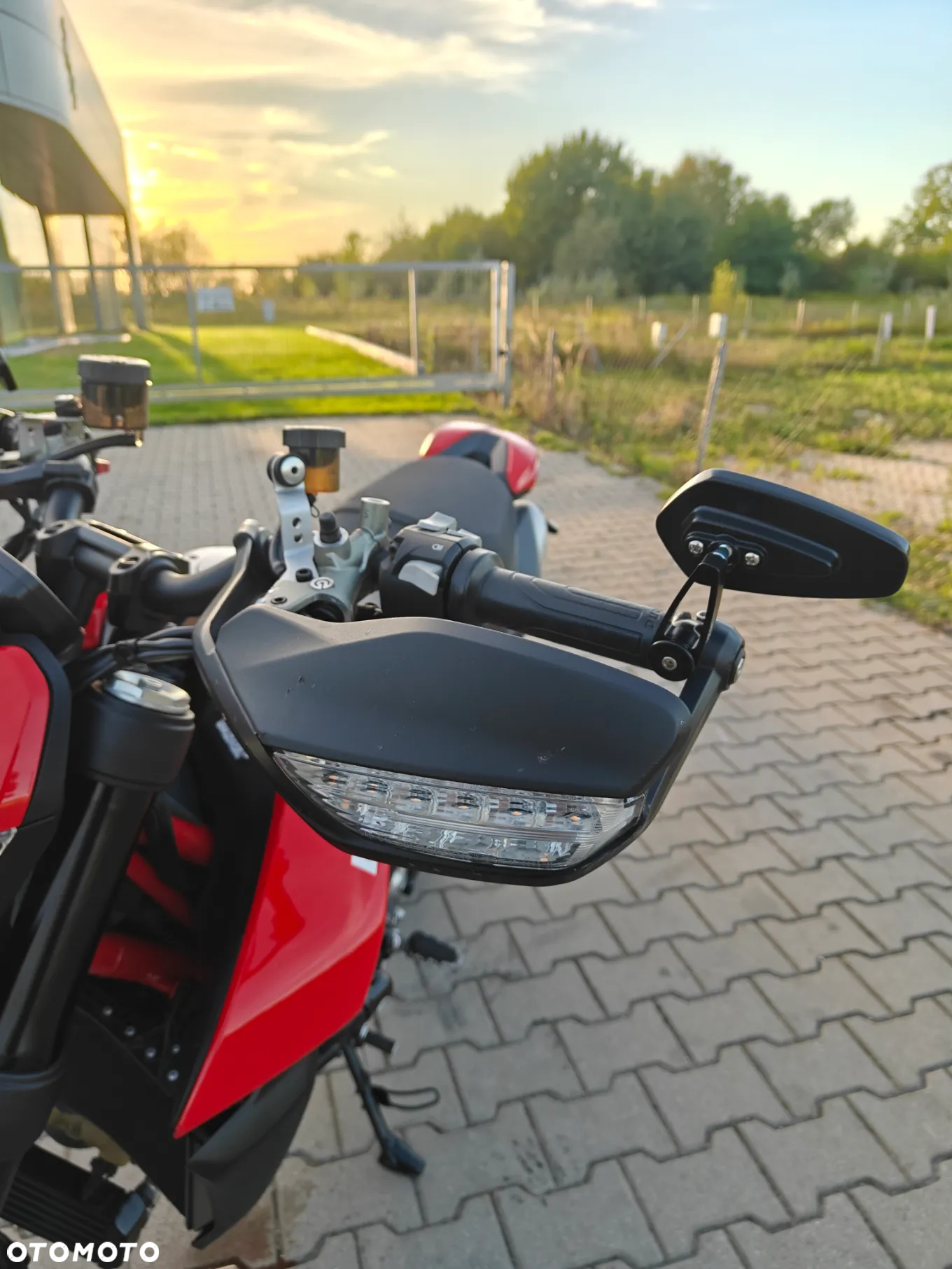Ducati Hypermotard - 14