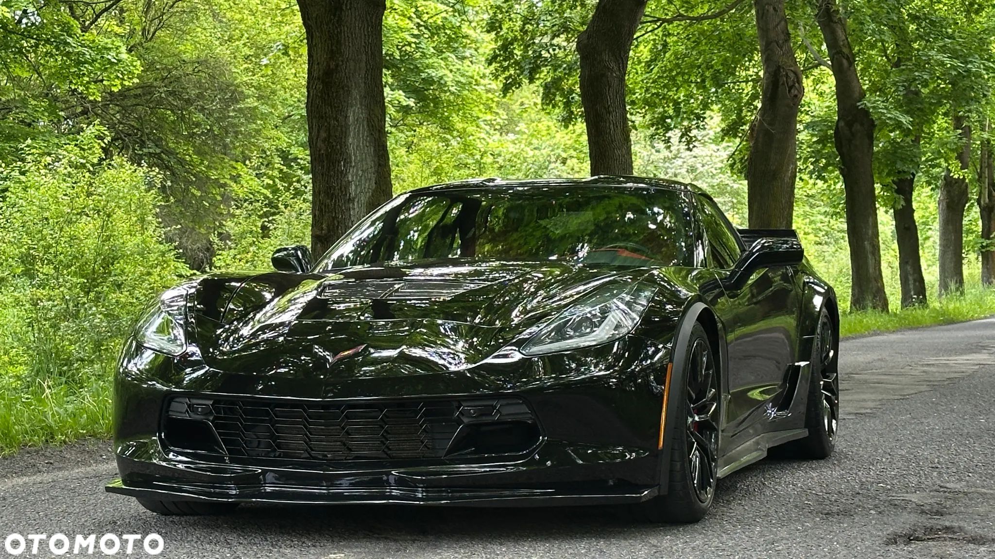 Chevrolet Corvette - 1