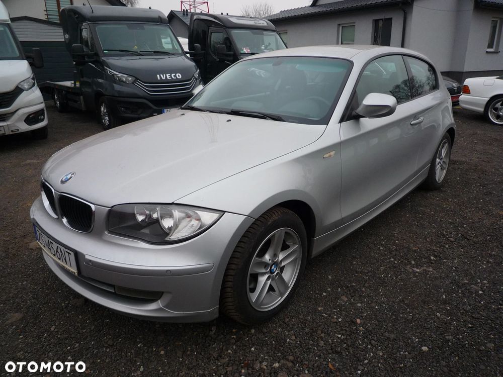 BMW Seria 1 116d DPF Edition Sport