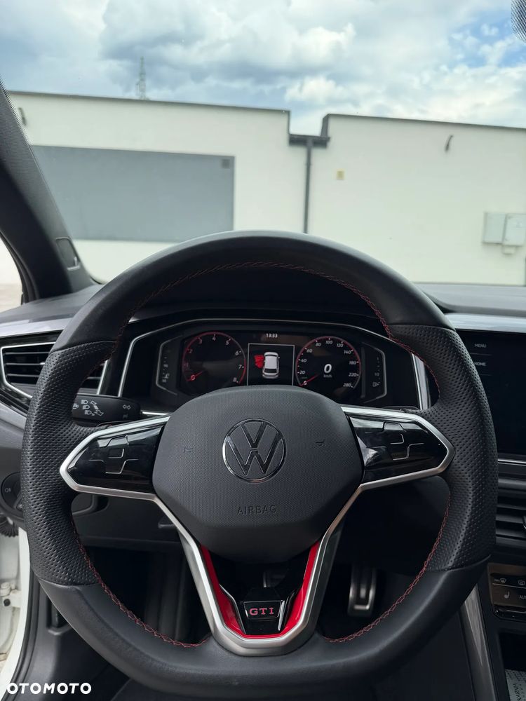Volkswagen Polo - 15