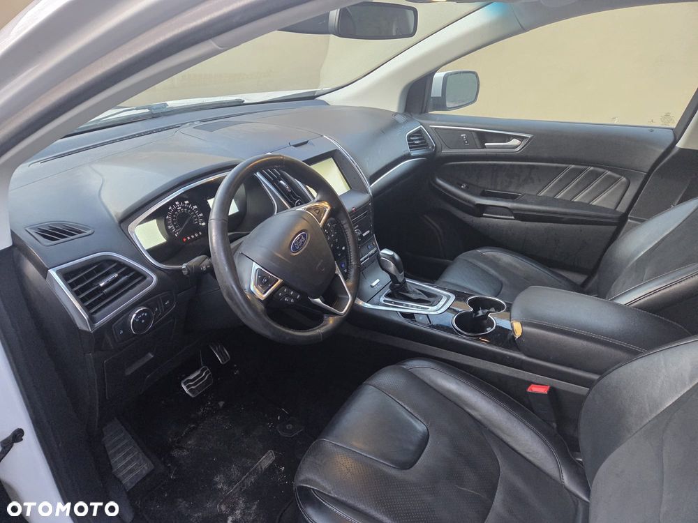 Ford Edge - 15