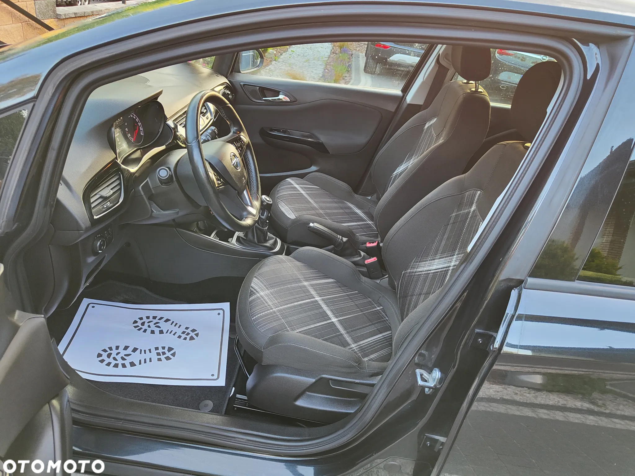 Opel Corsa 1.4 16V Sport - 15