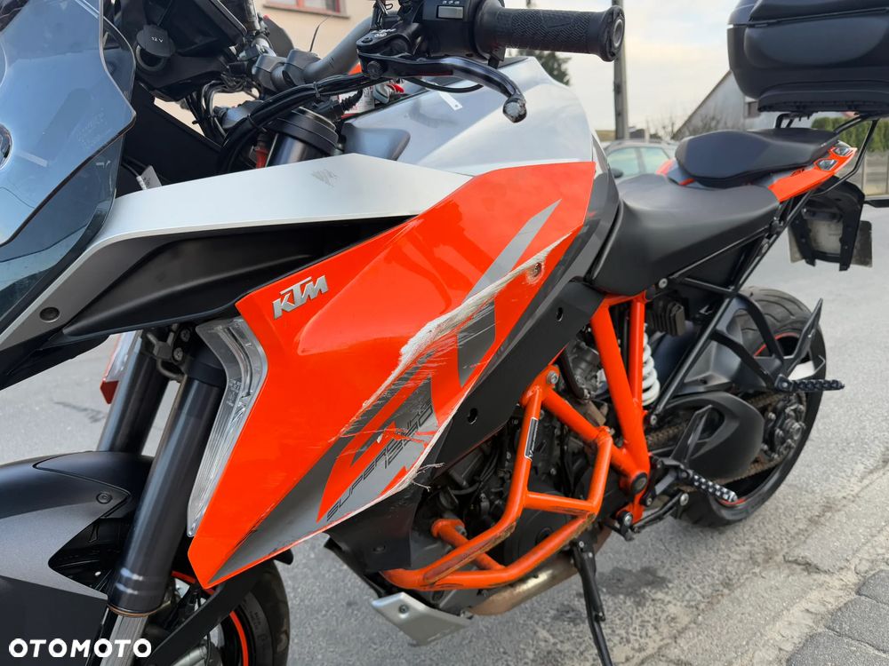 KTM Super Duke - 13