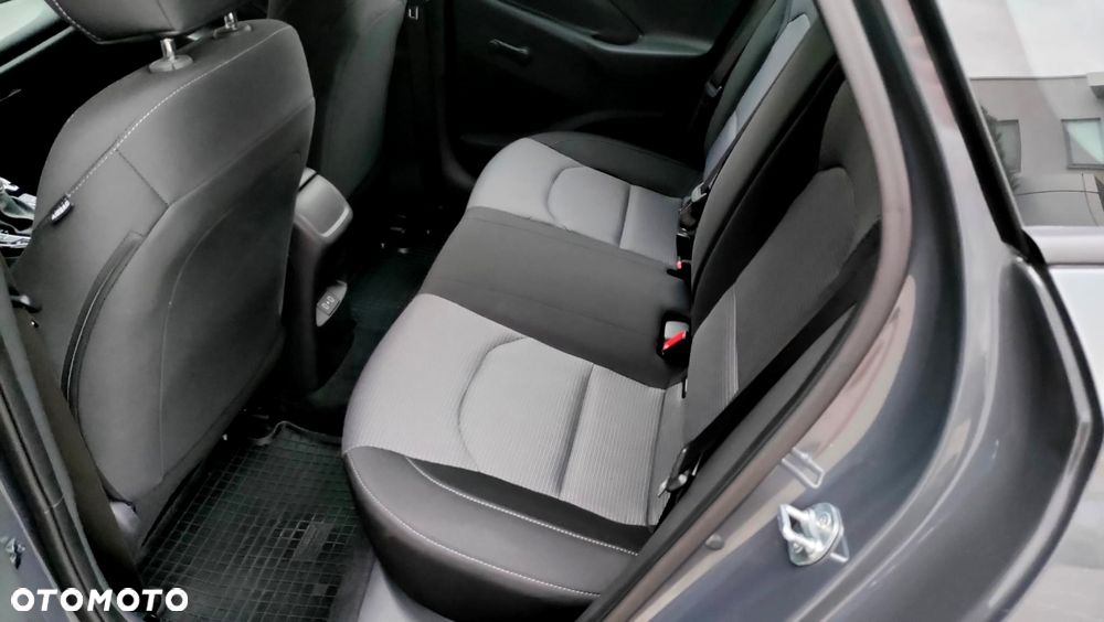 Hyundai i30 - 19