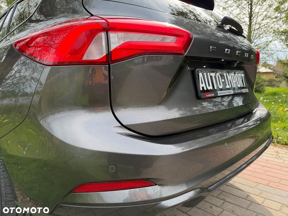 Ford Focus 1.5 EcoBlue Start-Stopp-System ST-LINE - 25