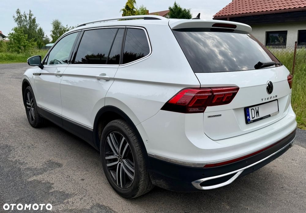 Volkswagen Tiguan Allspace 2.0 TSI 4Mot Elegance DSG - 9