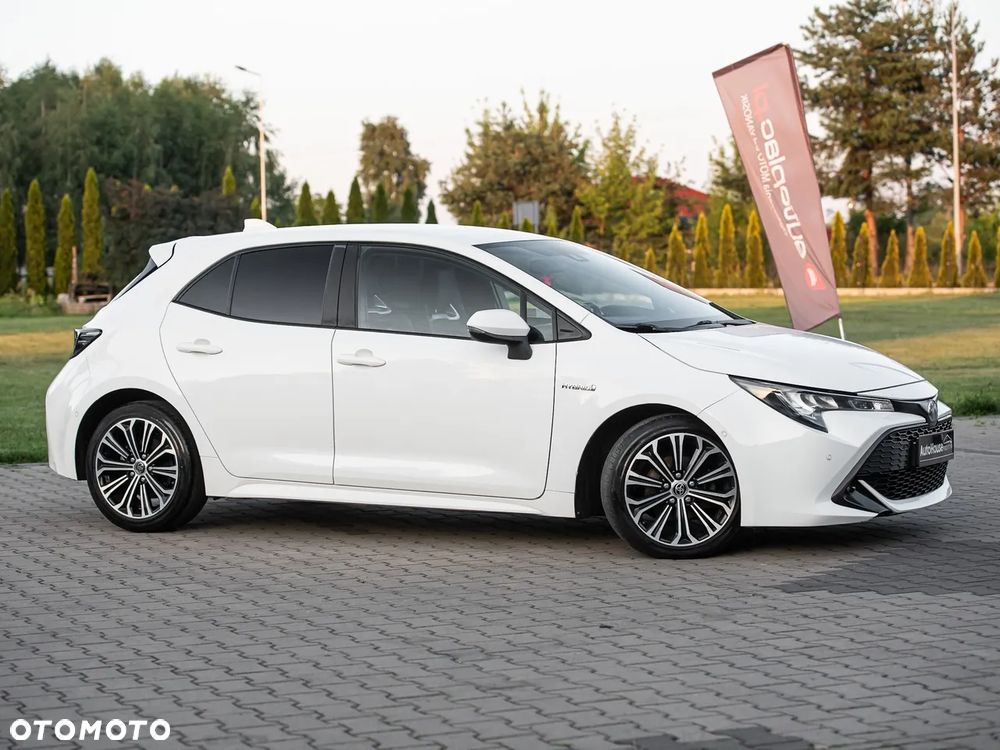 Toyota Corolla 1.8 Hybrid Executive - 3