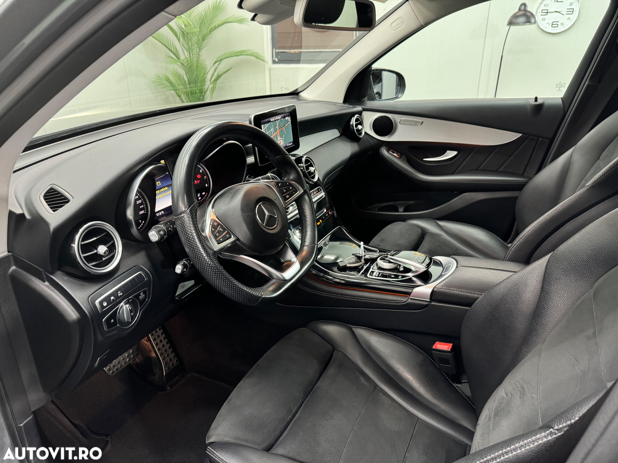 Mercedes-Benz GLC 250 4MATIC - 14