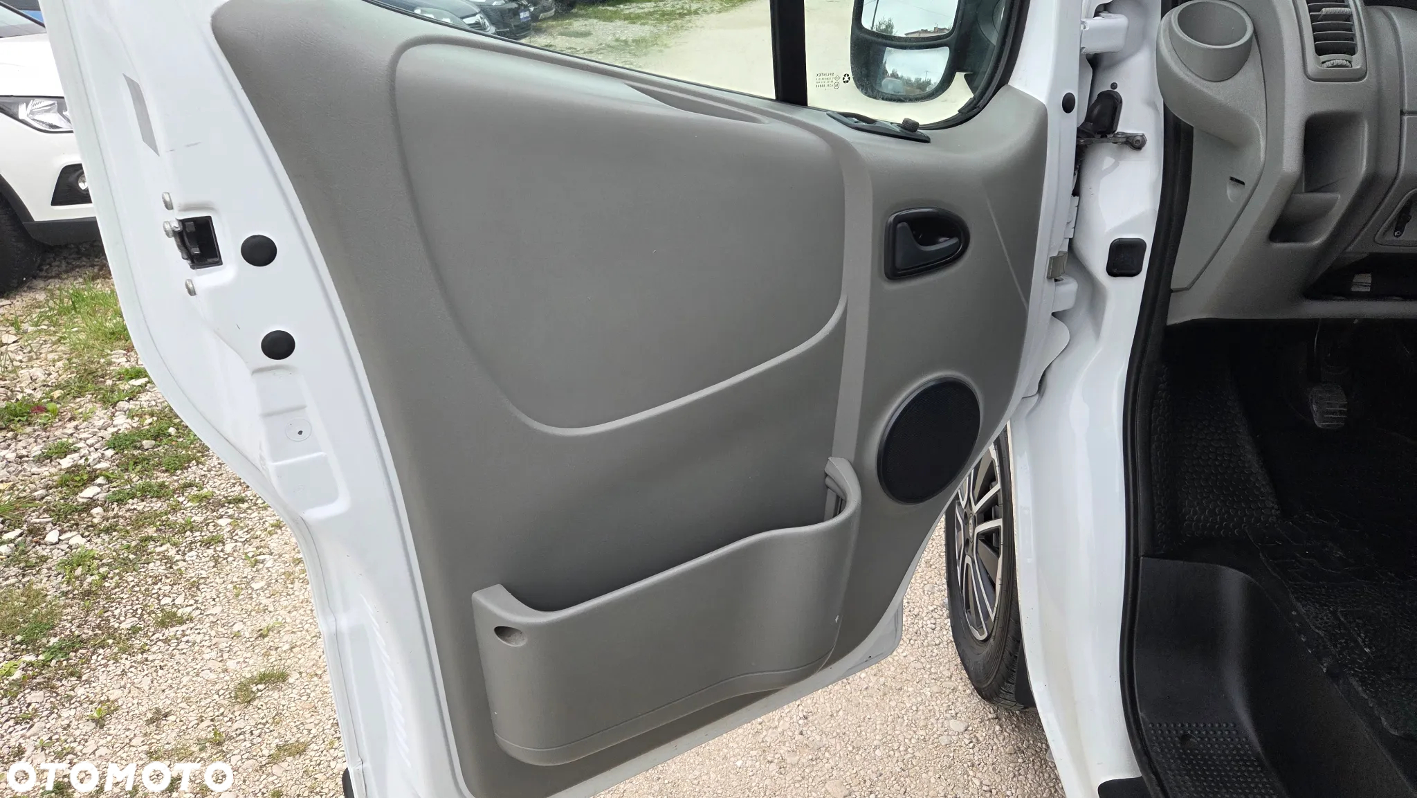 Opel Vivaro 2.0 CDTI L1H1 - 13