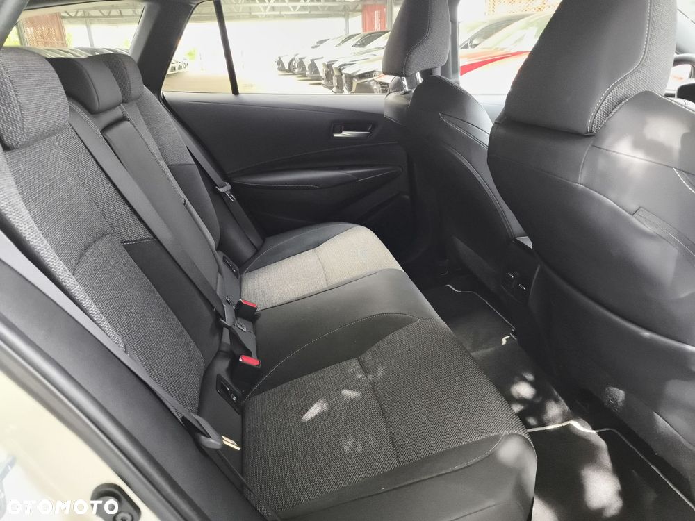Toyota Corolla 1.8 Hybrid Style - 10
