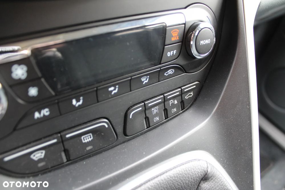 Ford Grand C-MAX 1.6 Ti-VCT Ambiente - 19