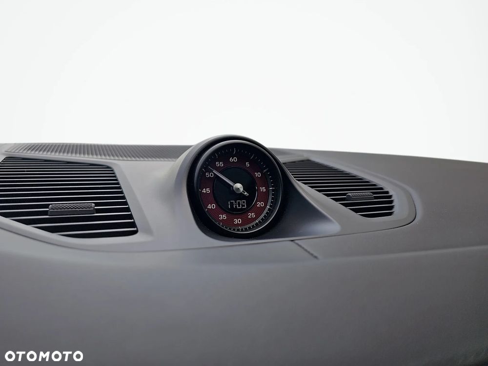 Porsche Cayenne Standard - 34
