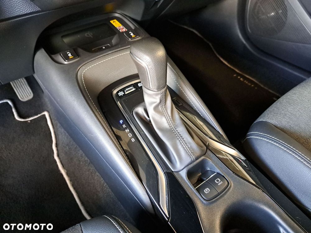 Toyota Corolla 1.8 Hybrid Style - 30