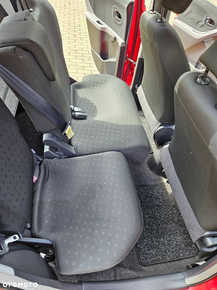 Toyota Yaris 1.0 Terra - 26