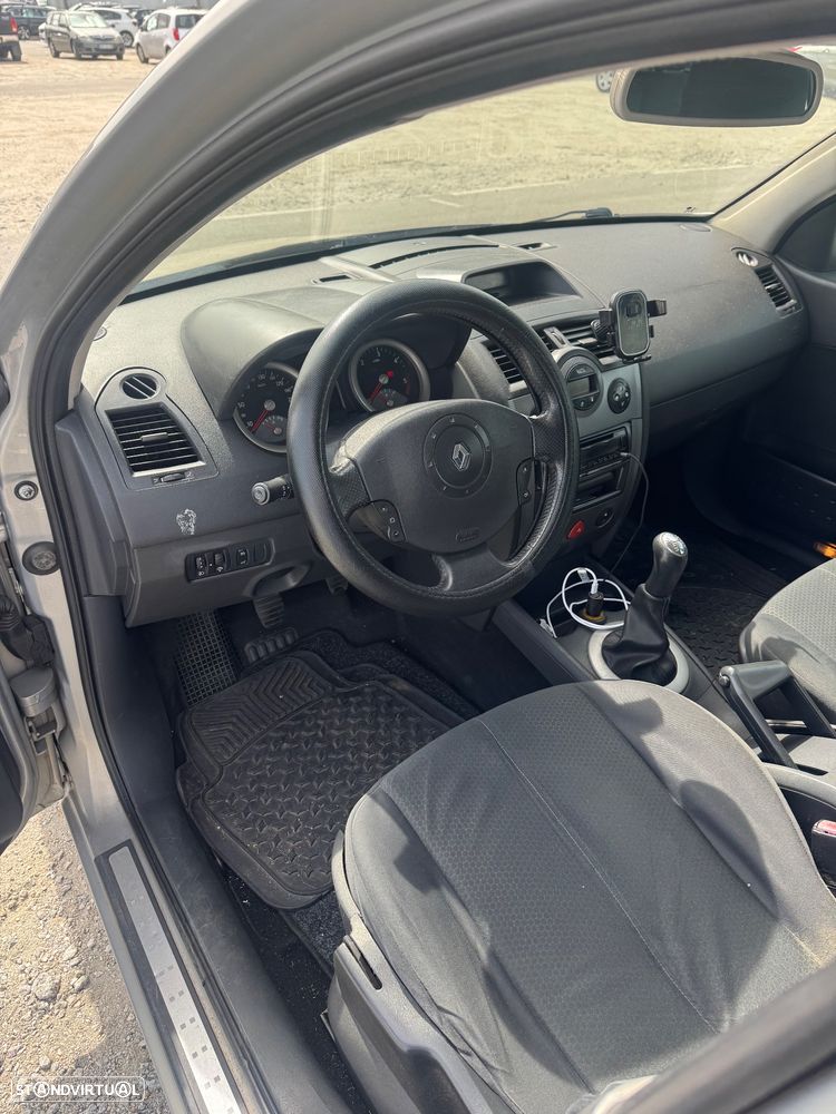 Renault Mégane Break 1.5 dCi Dynamique - 3