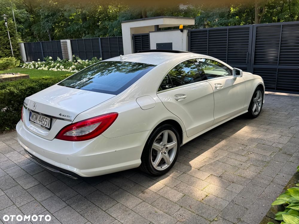 Mercedes-Benz CLS 350 CDI 4-Matic BlueEff - 4