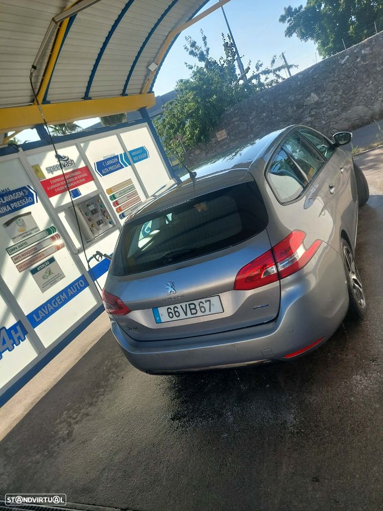 Peugeot 308 SW BlueHDi 120 Stop & Start Nível 2 Business-Line - 3