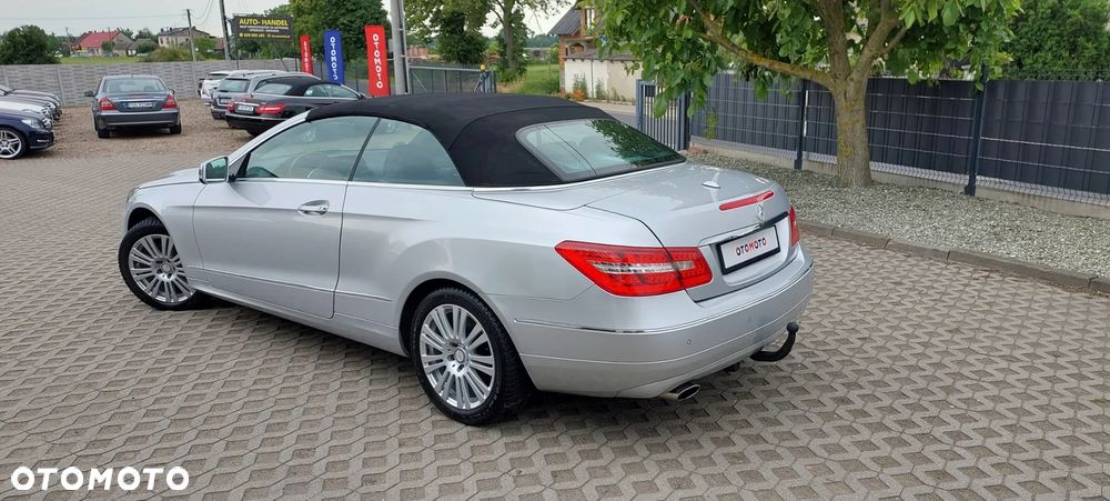 Mercedes-Benz Klasa E - 23