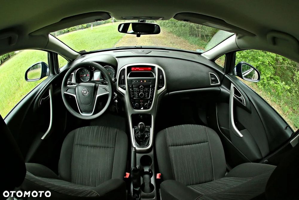 Opel Astra 1.6 - 10