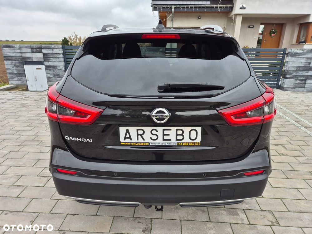 Nissan Qashqai 1.3 DIG-T N-CONNECTA - 24