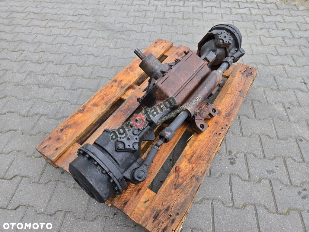 Przedni most Mccormick F - 4