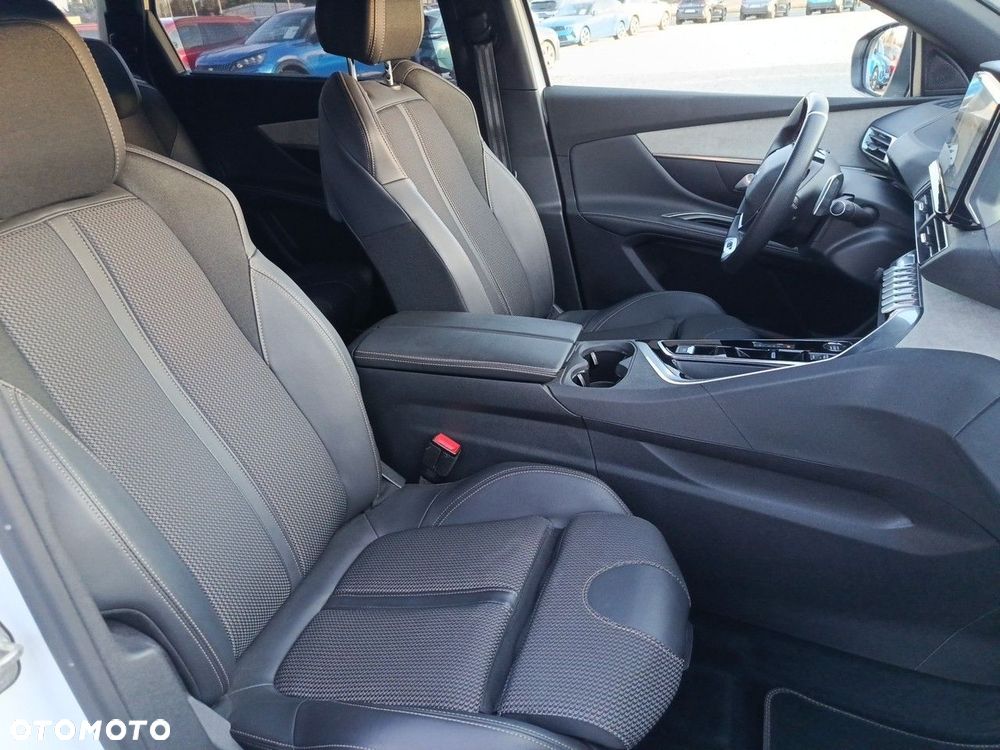 Peugeot 5008 1.5 BlueHDi GT S&S EAT8 - 26