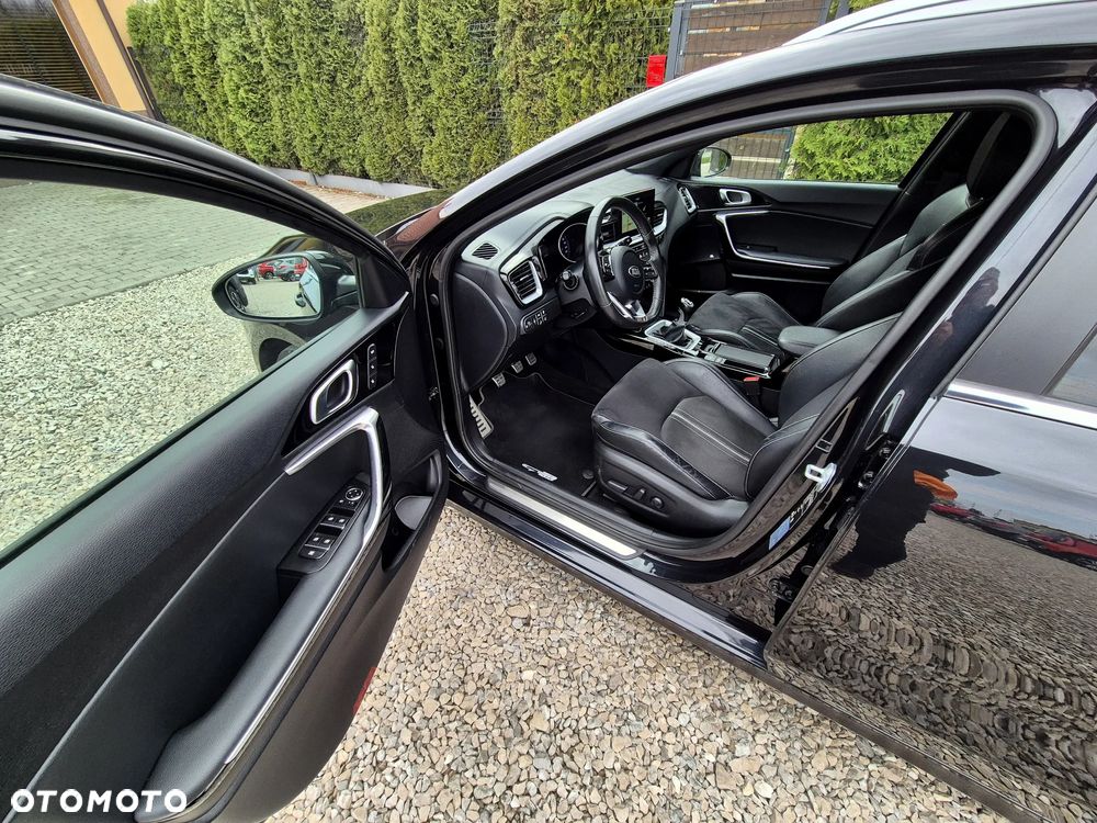 Kia Ceed 1.4 T-GDI OPF GT Line - 22