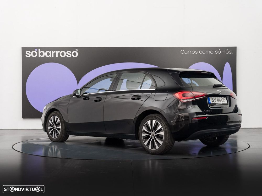 Mercedes-Benz A 250 e Style Plus - 4