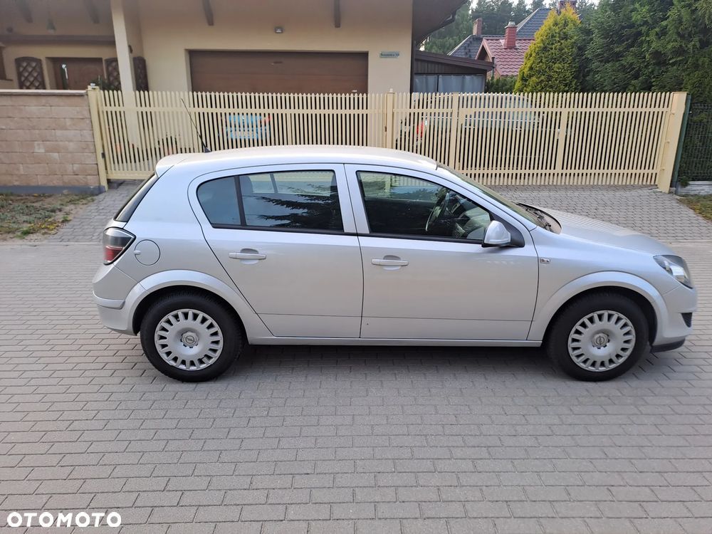 Opel Astra 1.6 - 5