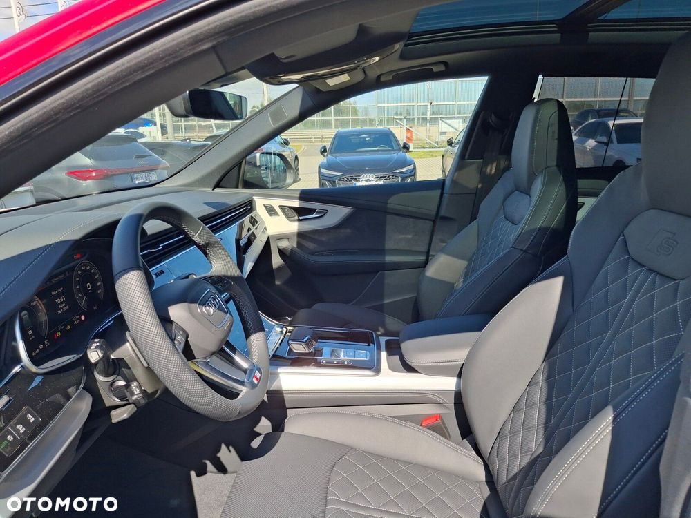 Audi Q8 - 34