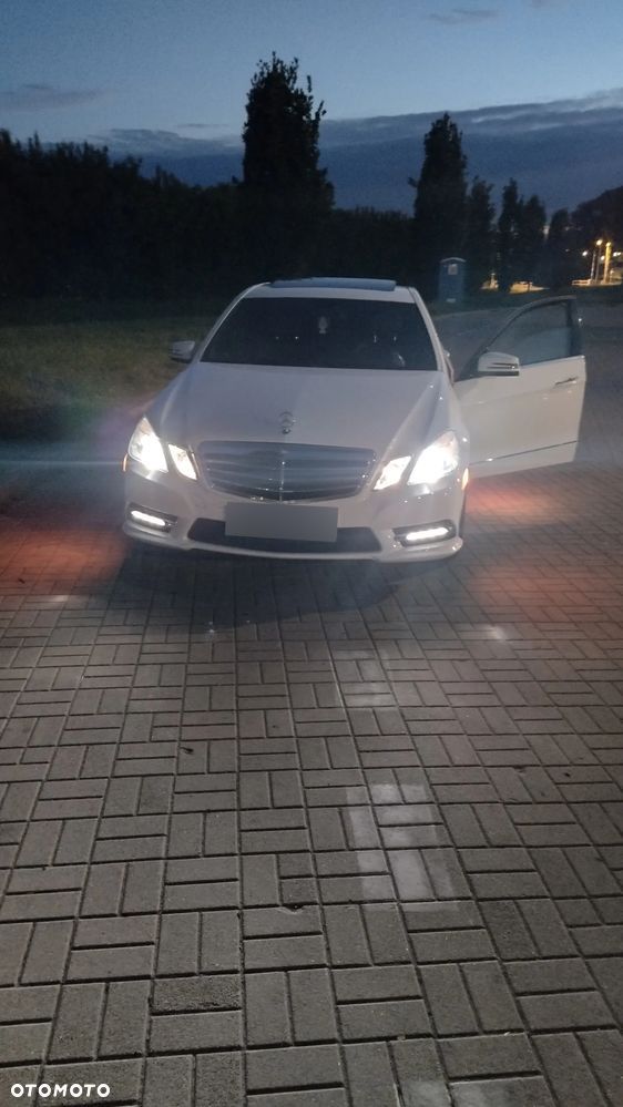 Mercedes-Benz Klasa E 350 BlueEFFICIENCY 7G-TRONIC Avantgarde - 18