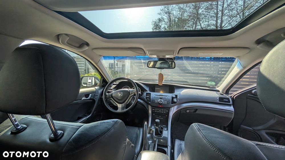 Honda Accord 2.0 Executive Navi - 10