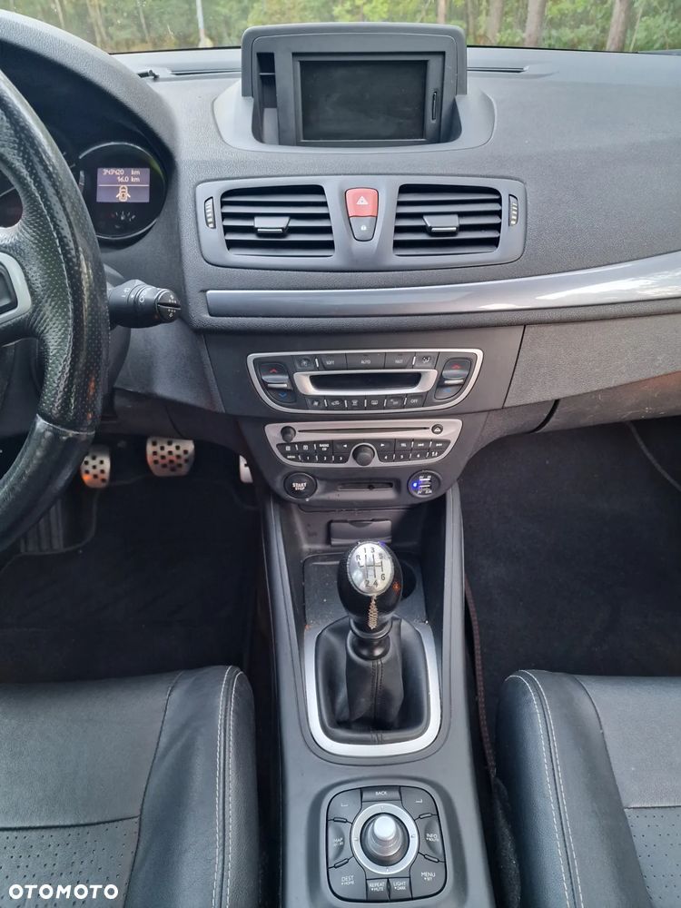 Renault Megane Grandtour TCe 180 GT - 24