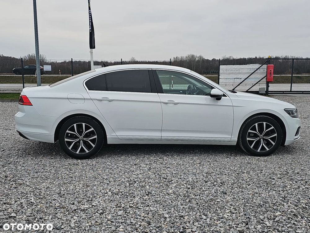 Volkswagen Passat 2.0 TSI Business DSG - 4