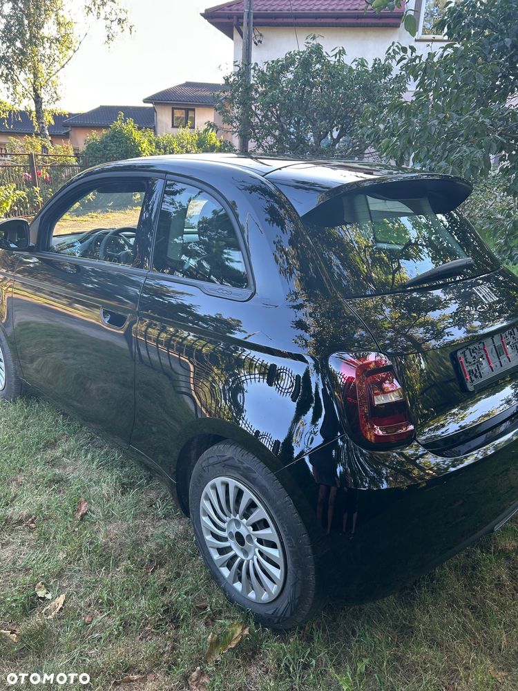 Fiat 500e - 10