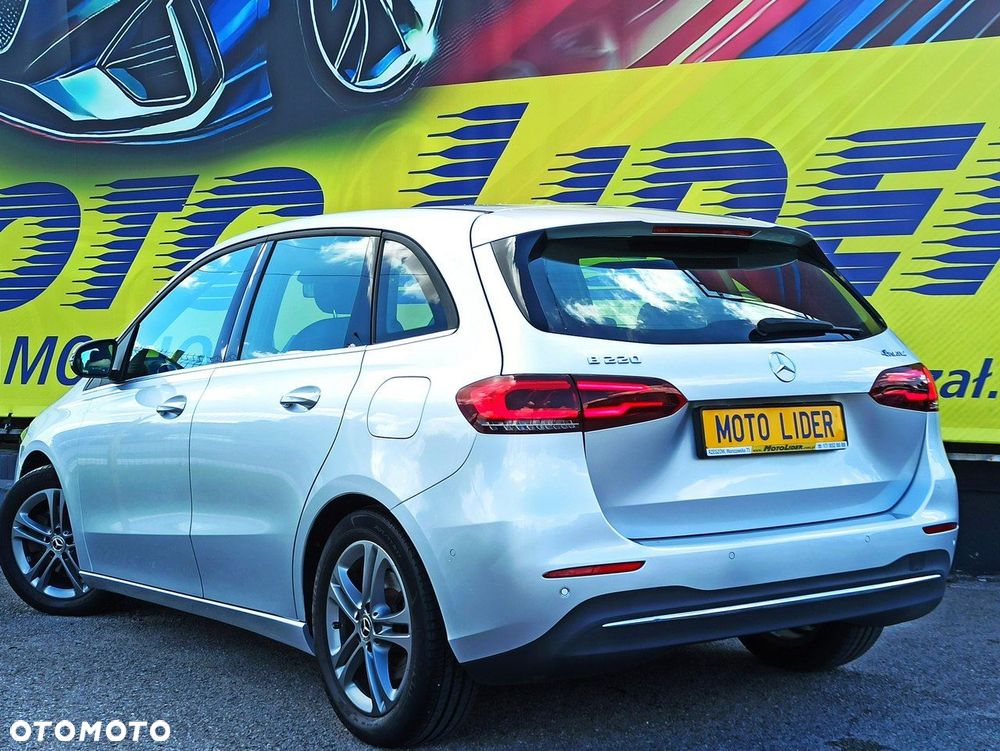 Mercedes-Benz Klasa B 220 4-Matic Progressive 7G-DCT - 4