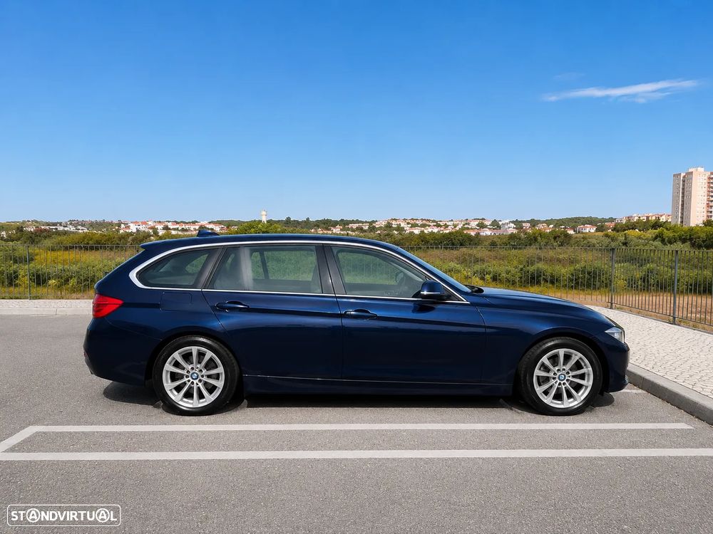 BMW 320 d Auto Line Luxury - 4