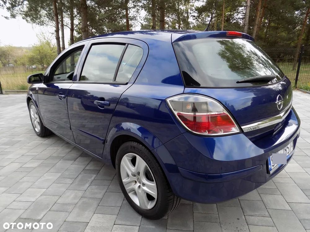 Opel Astra 1.6 Catch me - 12