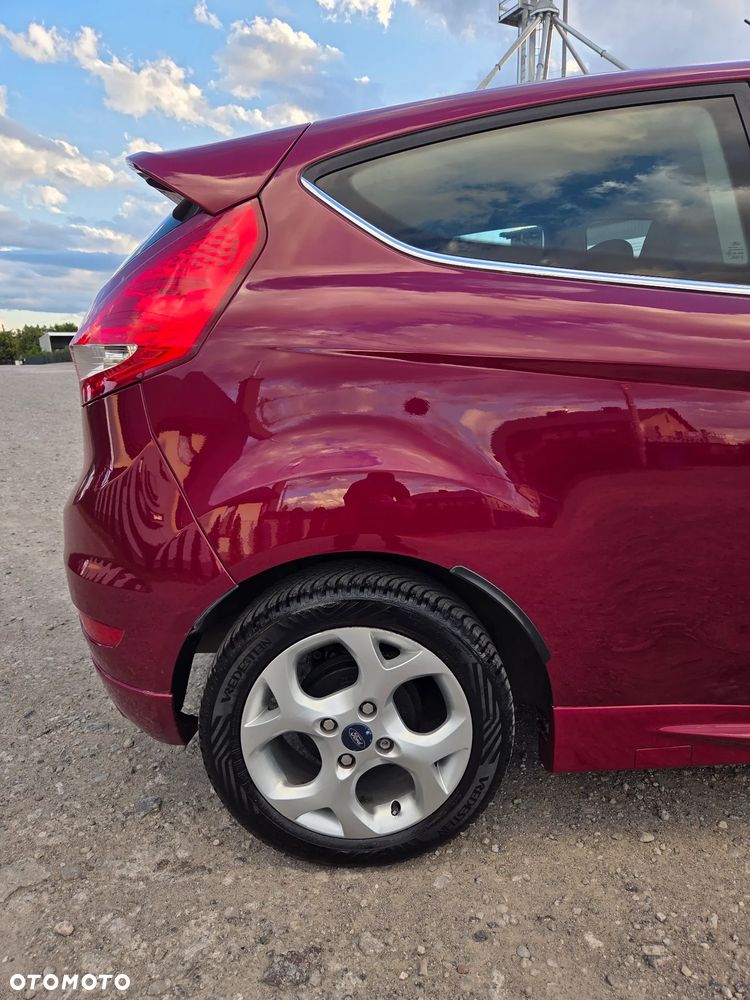 Ford Fiesta - 31