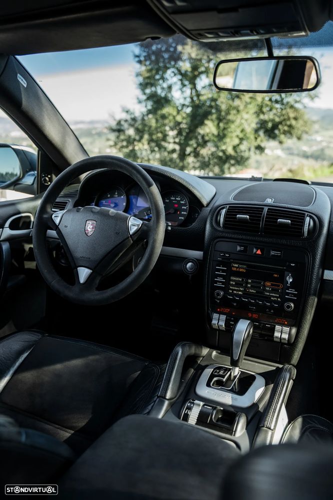 Porsche Cayenne Tiptronic - 22