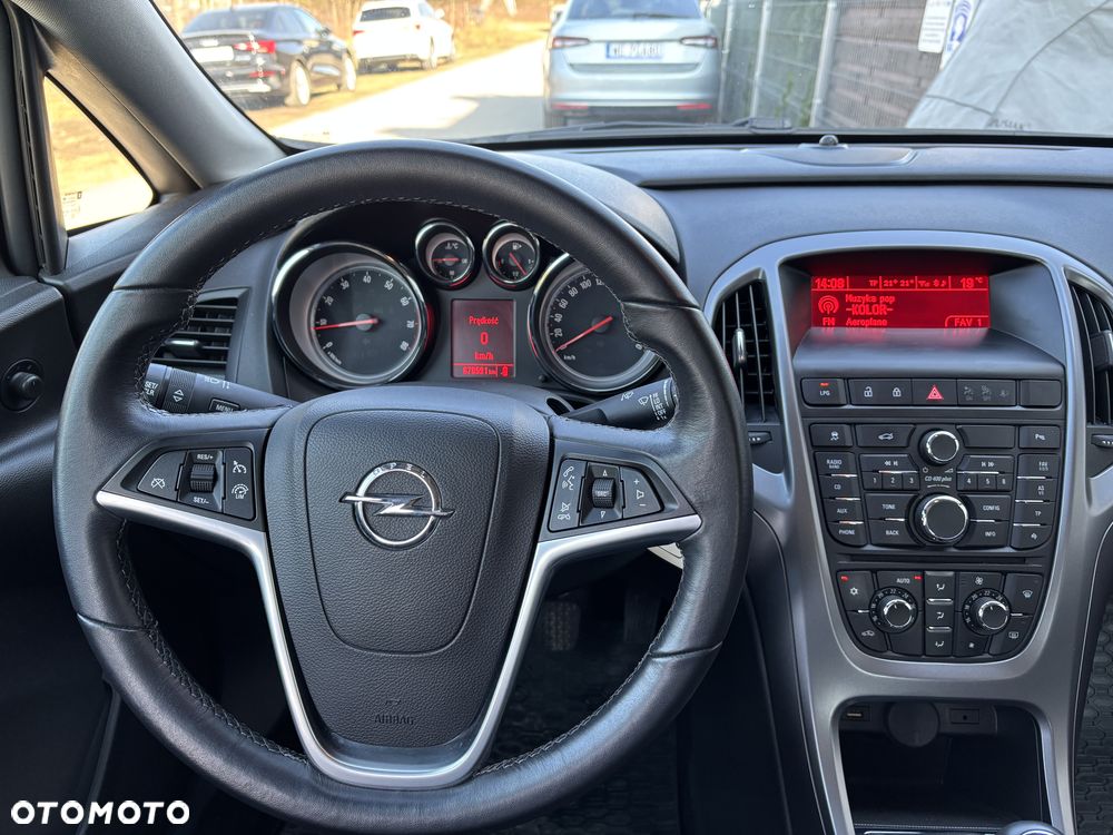 Opel Astra 1.4 T EU6 - 10