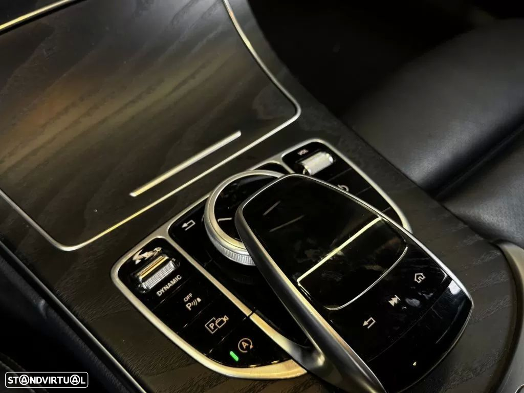 Mercedes-Benz C 200 - 32
