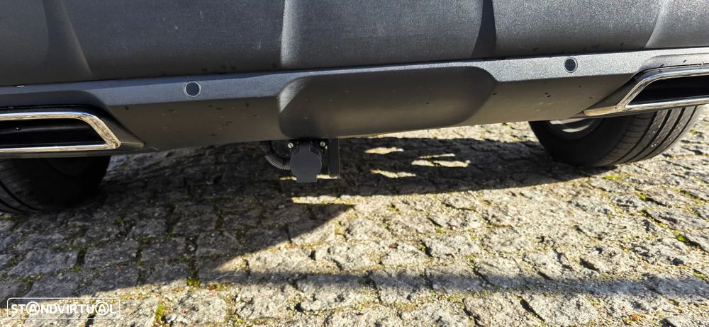 Peugeot 3008 1.6 Hybrid GT Pack e-EAT8 - 4