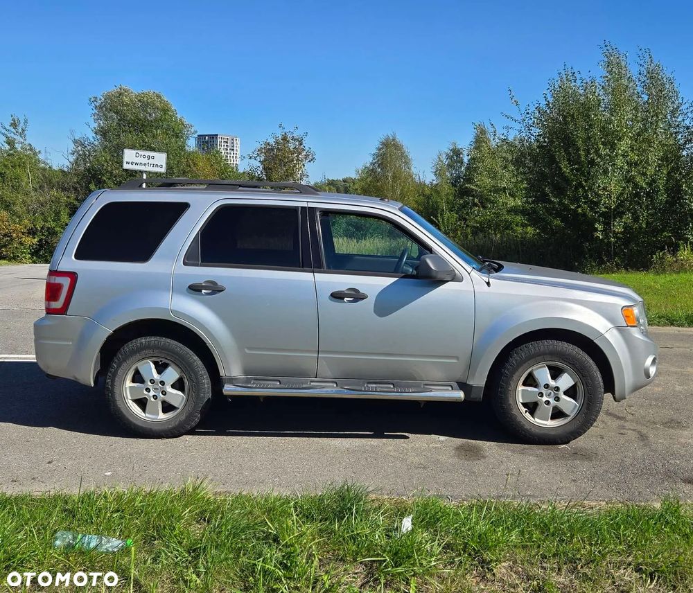 Ford Escape 2.5 FWD S - 6