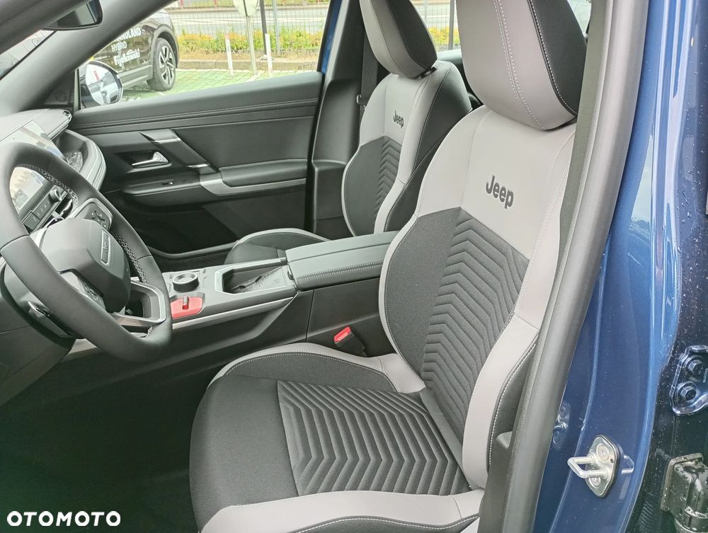 Jeep Compass 1.2 T3 mHEV Altitude FWD DCT - 12