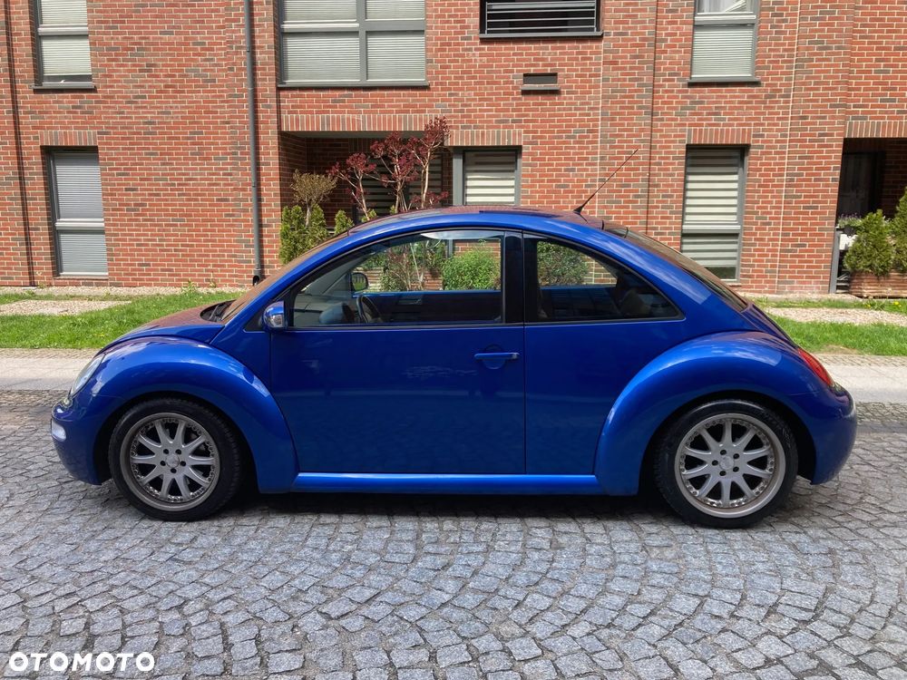 Volkswagen New Beetle - 5