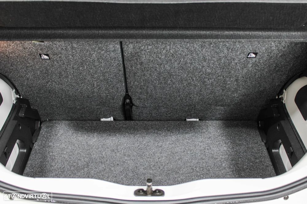 VW Cross Up! 1.0 - 26