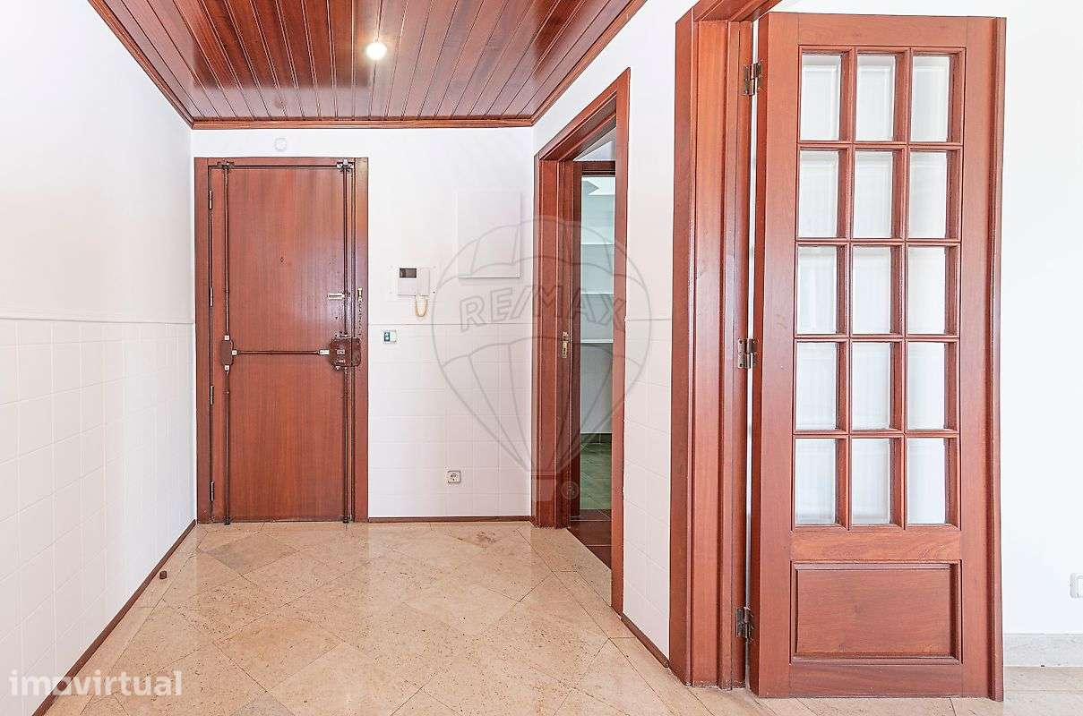 Apartamento T4 para arrendamento - Grande imagem: 3/26
