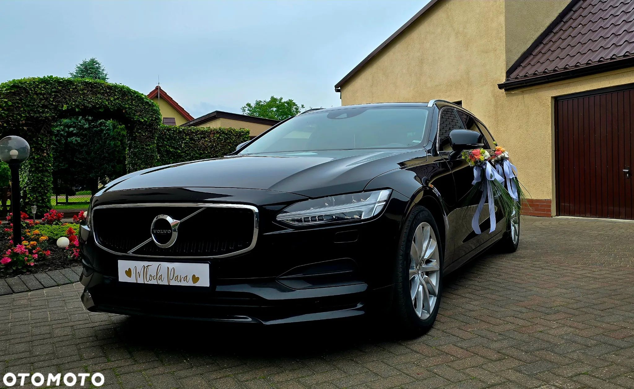 Volvo V90 D4 AWD Momentum Pro - 1